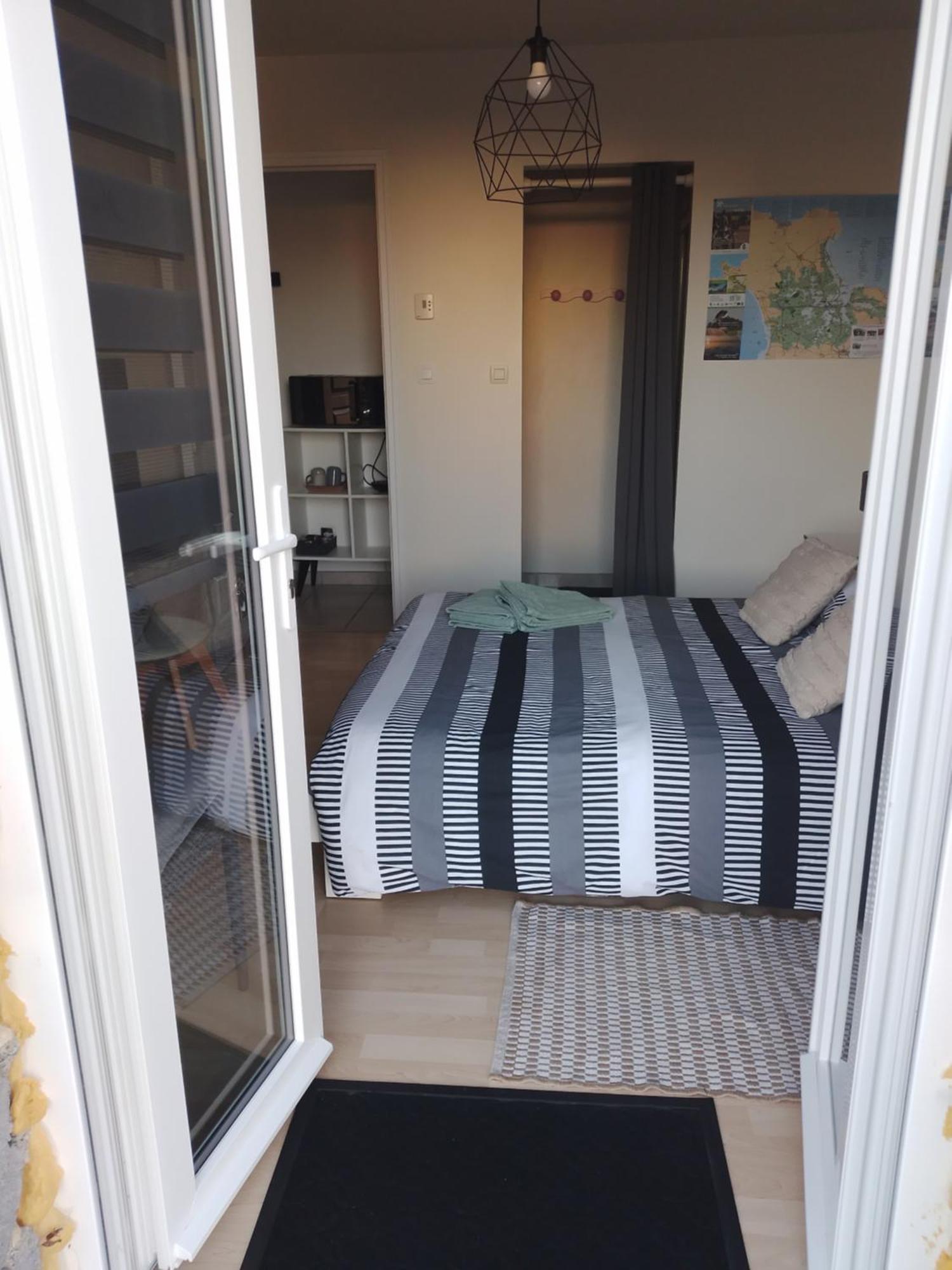 Chambre Agreable Au Calme Saint-Hilaire-Petitville Exteriör bild